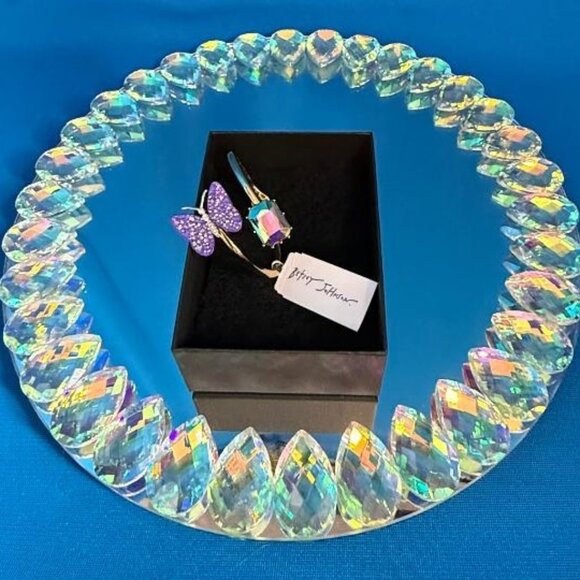 NEW BETSEY JOHNSON PURPLE BUTTERFLY & IRIDESCENT JEWEL GEM TYPE HINGED BRACELET - Picture 2 of 13